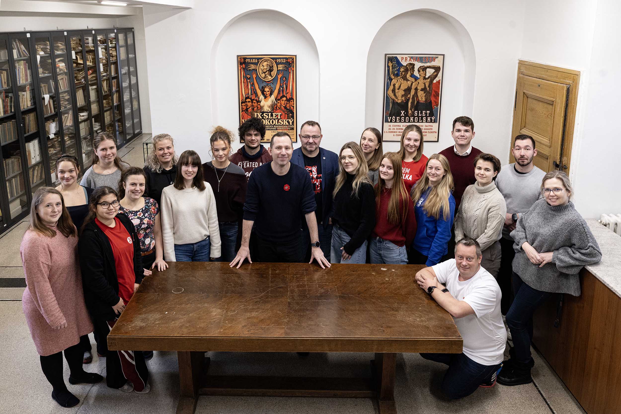 Rada mladých sokolů - členové a průvodci