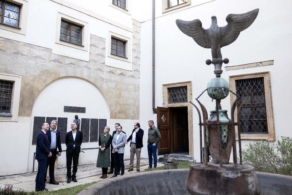 Prohlídka Tyršova domu po podpisu smlouvy o spolupráci s Pražskou plynárenskou, 22. 4. 2026