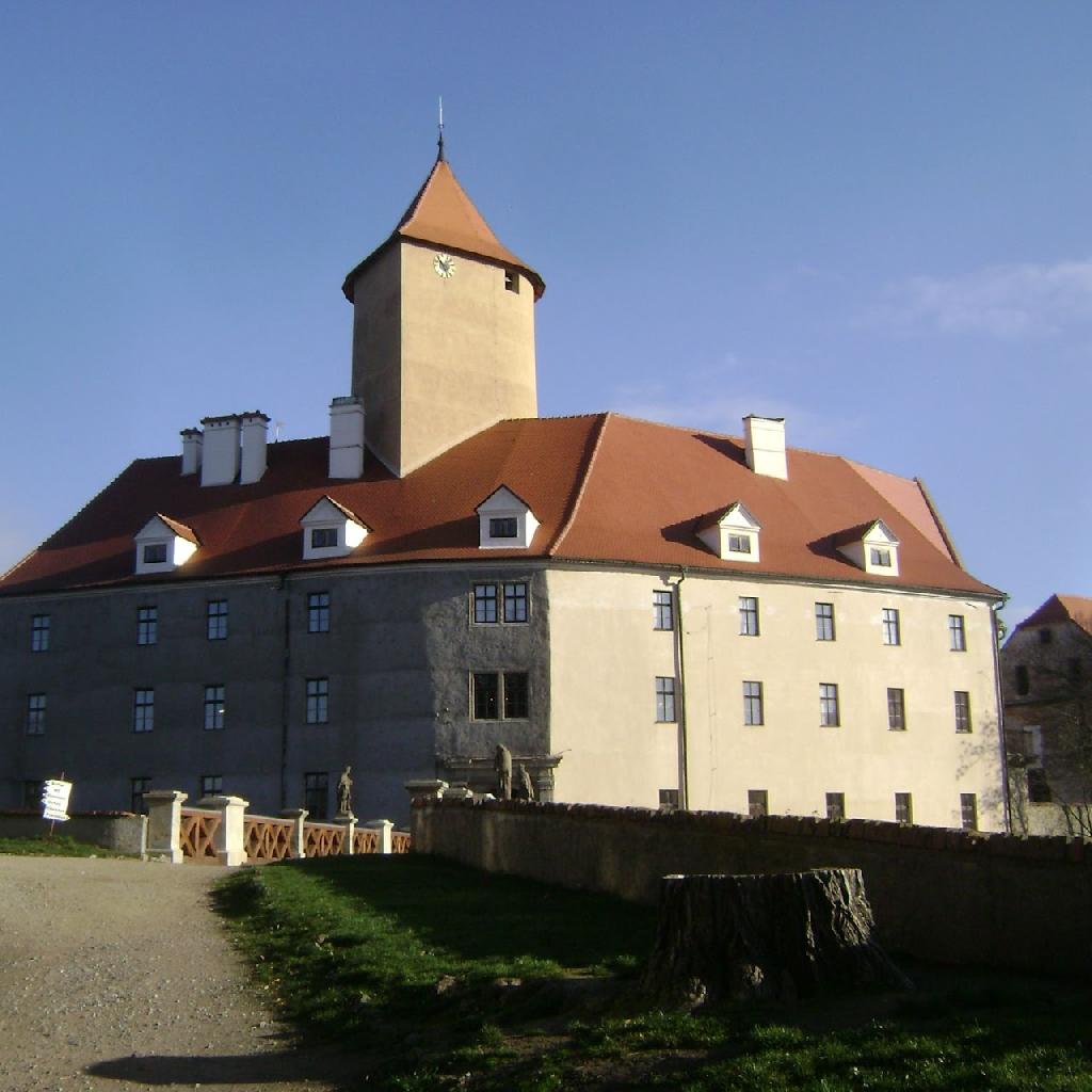 Veveří Se Sokolem na hrady a zámky 2026