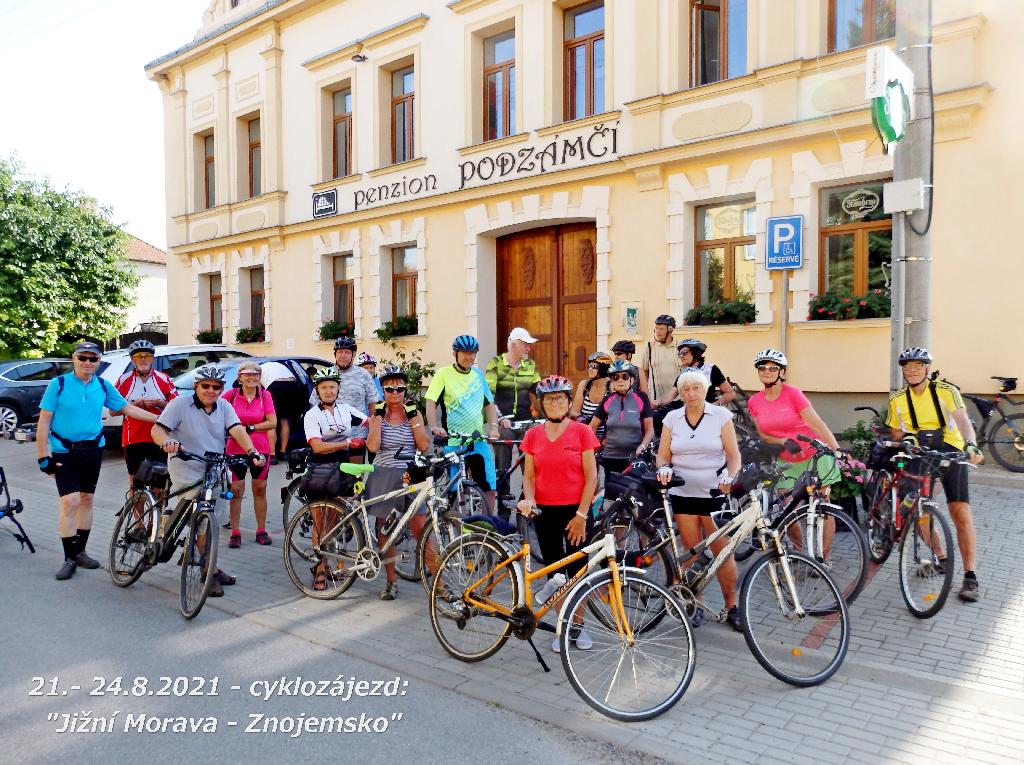 Seniorští cyklisti Sokol Hradec Králové - Pražské Předměstí